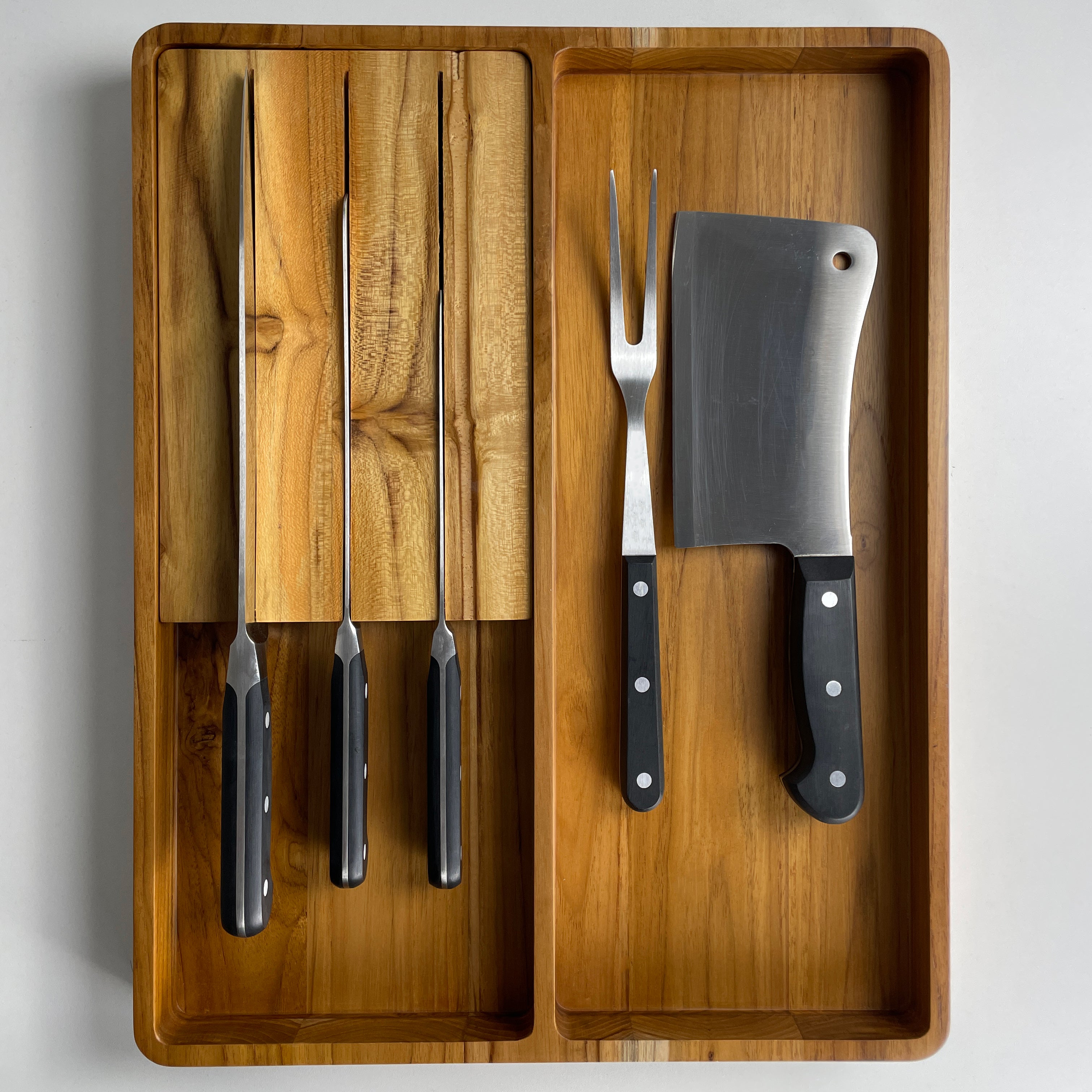 Divisor de Facas Wood Marcato em madeira maciça Teka para organização de facas com elegância